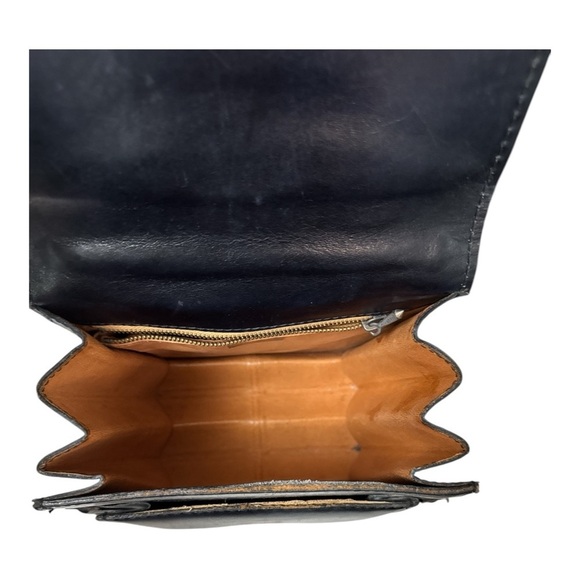 Vintage Black Mini Bag with Gold Clasp and Top Handle - Picture 5 of 6